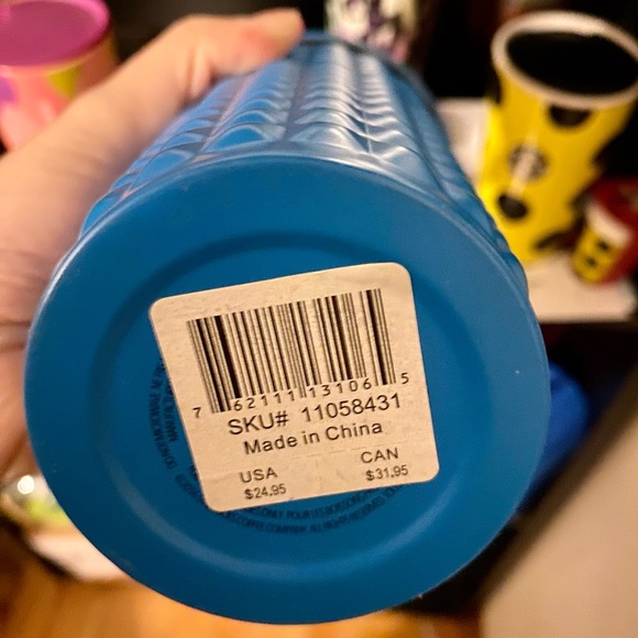 Starbucks NWT Blue Stainless Steel Textured Squares 16oz Tumbler - Picture 4 of 4